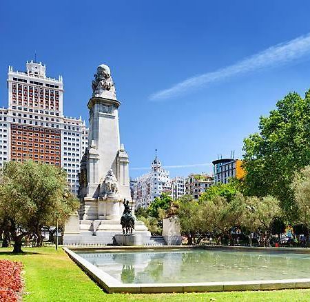 Punta Me Beautiful Apartment In Plaza Espana Madrid Exteriör bild